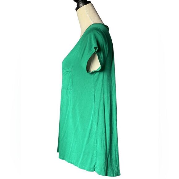 Cable & Gauge Green V-Neck Swing Body Pocket Tee w/Hi-Low Hem (Large) - Picture 6 of 10
